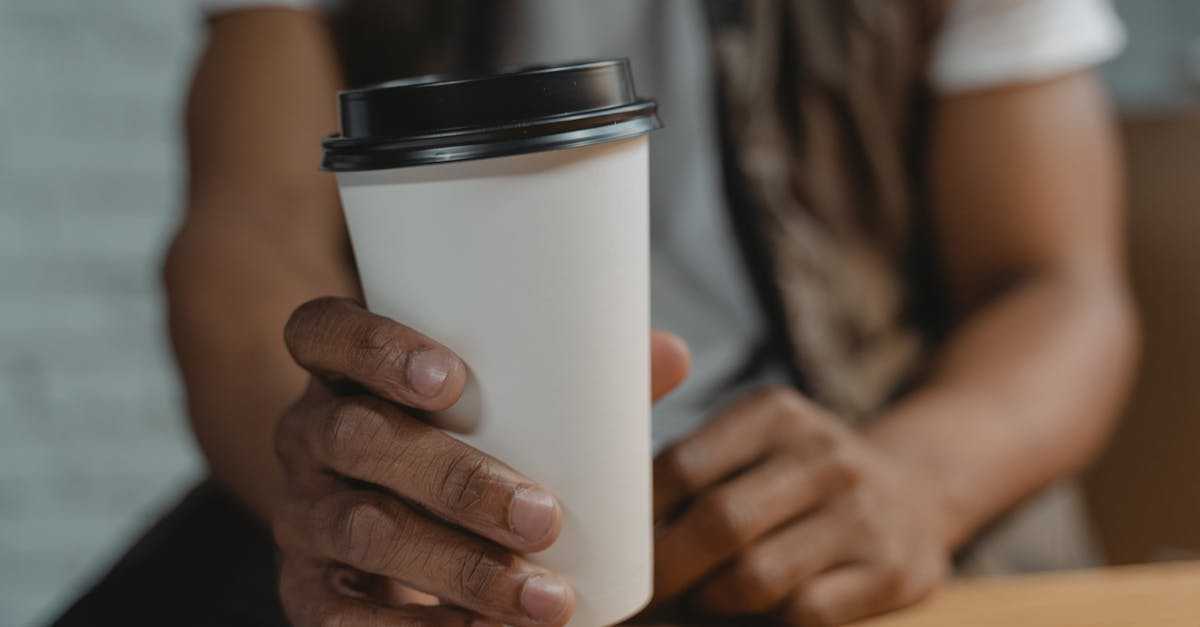 カフェでのテイクアウトの様子