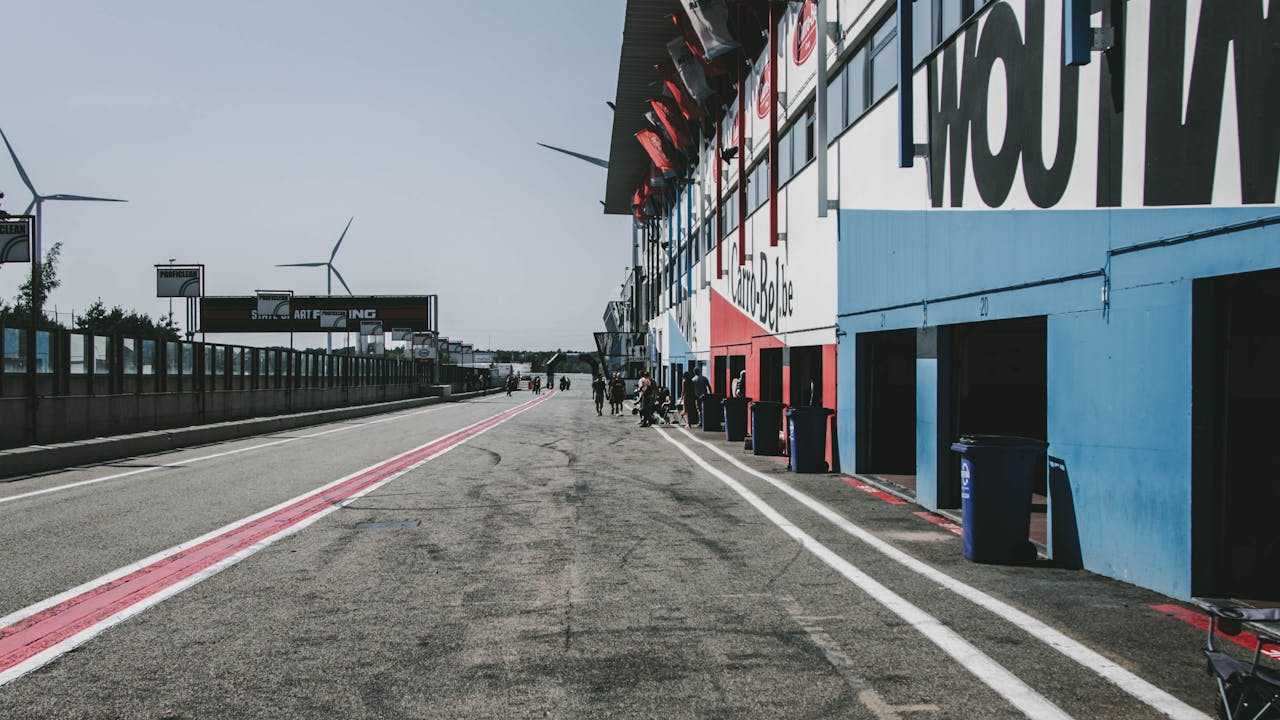 佐藤琢磨のインディ500決勝前に注目したいピットレーン風景