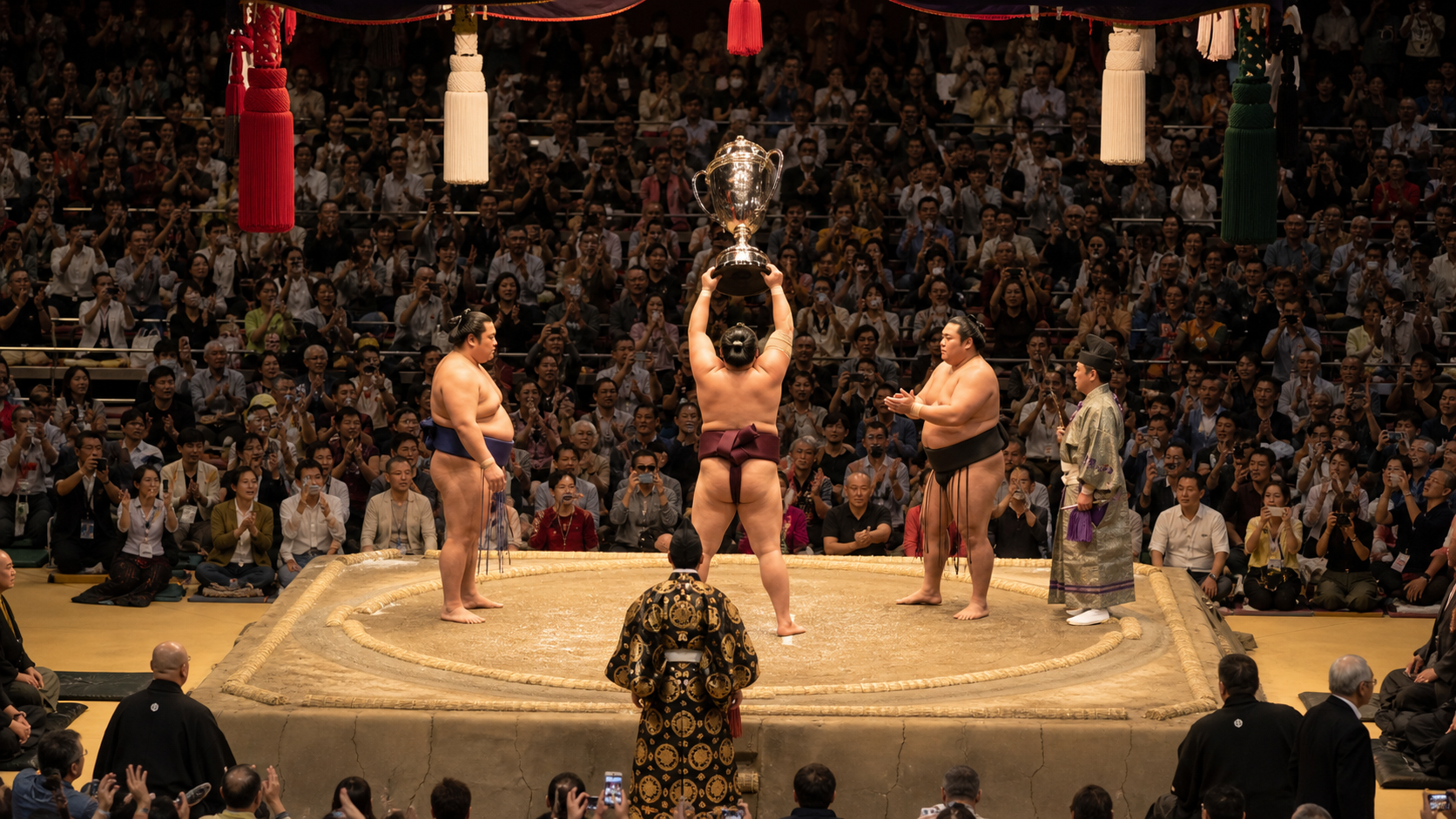 若隆景の兄弟と四股名の由来をイメージした大相撲の表彰シーン