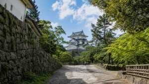 黒牢城のロケ地として注目される伊賀上野城をイメージした城跡の風景